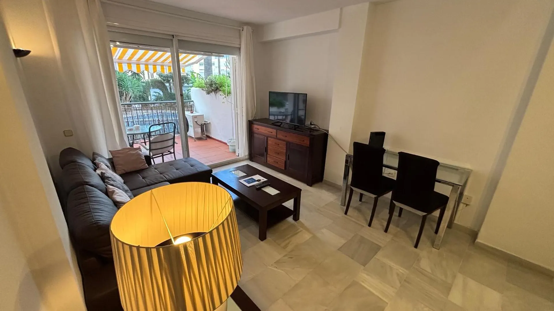 Ola Blanca Carihuela Apartamento Torremolinos Apartment