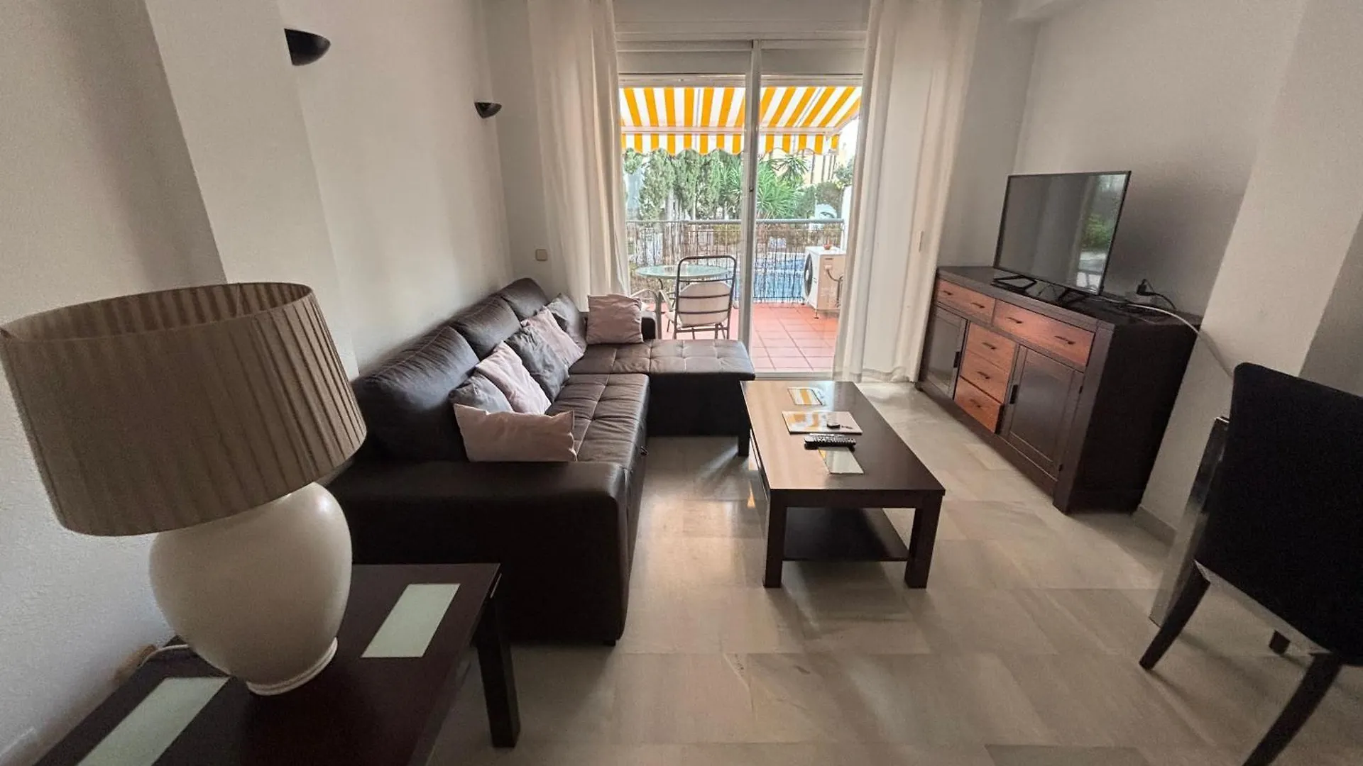 Ola Blanca Carihuela Apartamento Torremolinos Apartment