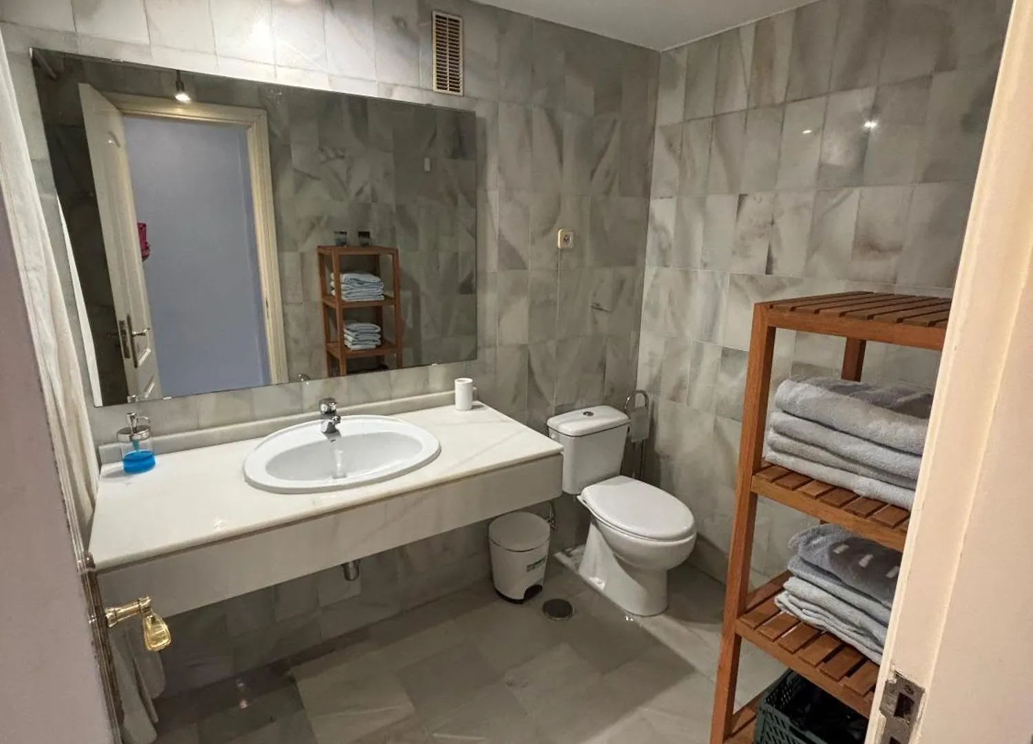 Ola Blanca Carihuela Apartamento Torremolinos